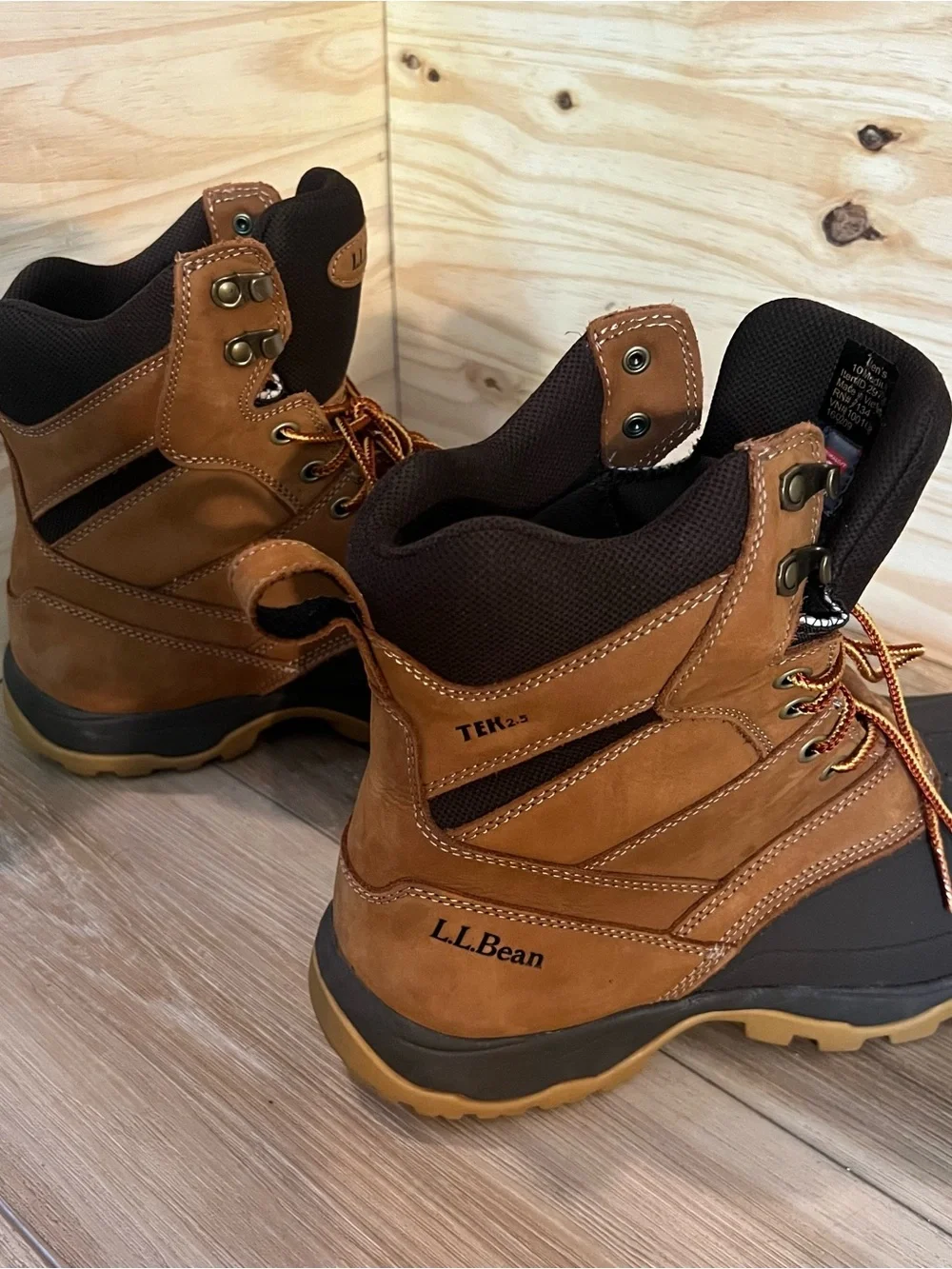 L.L. Bean Men's Brown and Black Waterproof Lace-Up Snow Boots